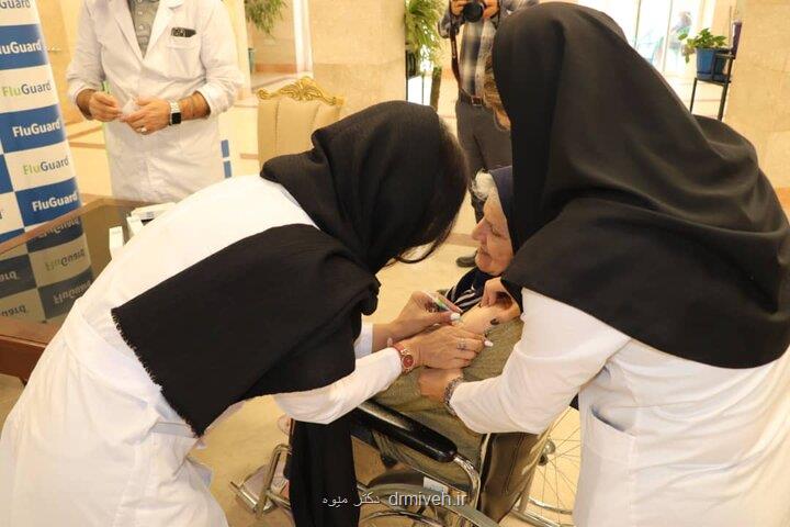 سالمندان کهریزک ضد آنفلوانزا واکسینه شدند