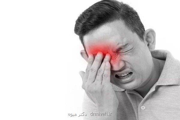 مضرات مالش چشم ها