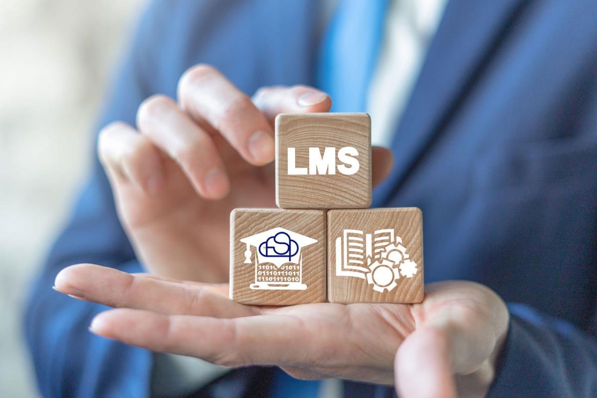 LMS سپیدپندار و تحول در ارزیابی