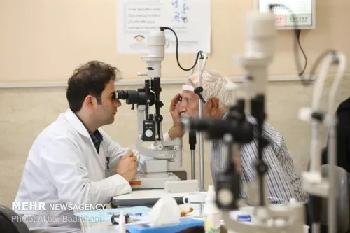 مشکلات چشمی می تواند علامت ام اس باشد